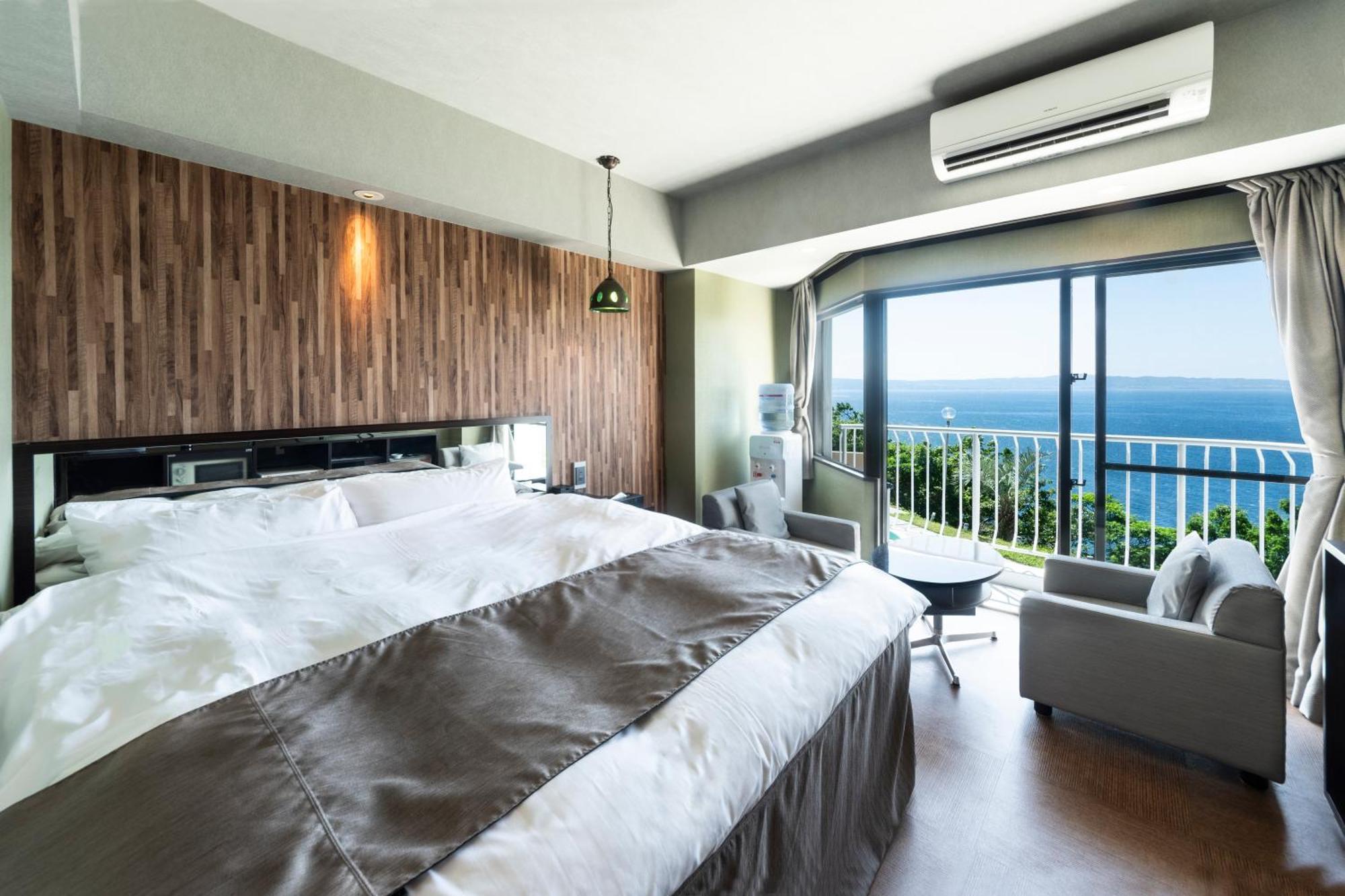Nagasaki Chapel Coconuts Hotel ＆Resort Isahaya Buitenkant foto
